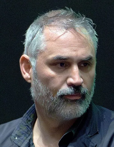 Portrait of Alex Garland