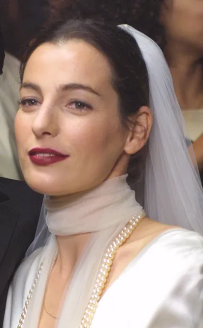 Portrait of Ayelet Zurer