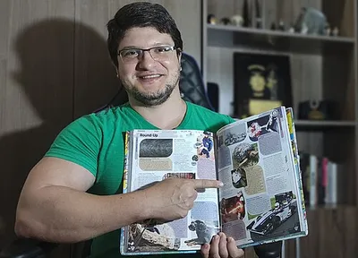 Portrait of CĂcero Moraes