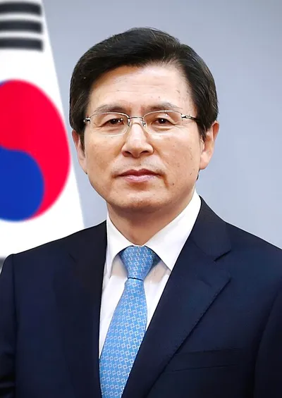 Portrait of Hwang Kyo-ahn