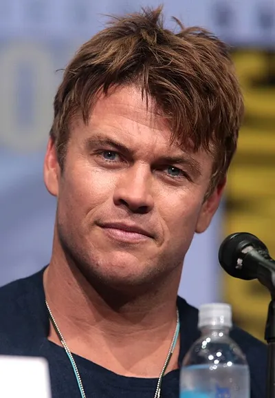 Portrait of Luke Hemsworth