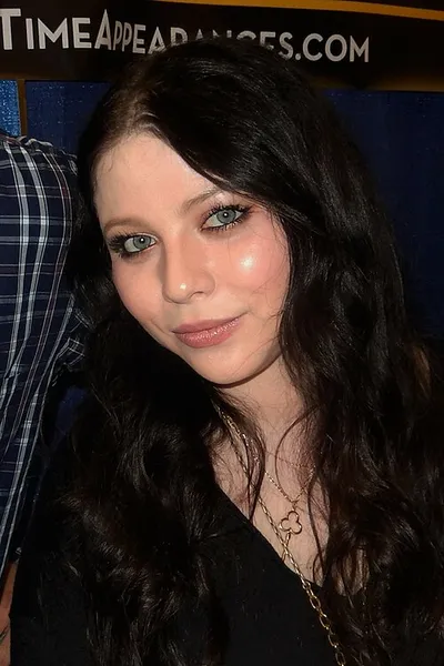 Portrait of Michelle Trachtenberg
