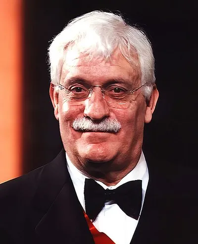 Portrait of Raymond Vahan Damadian