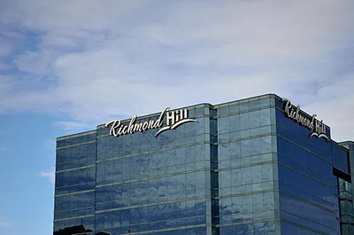 Portrait of Richmond Hill