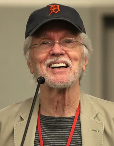 Portrait of Tom Skerritt